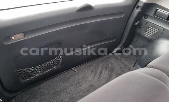 Acheter Occasion Voiture Toyota RAV4 Bleu à Beitbridge, Matabeleland South Acheter Occasion Voiture Toyota RAV4 Bleu à Beitbridge, Matabeleland South