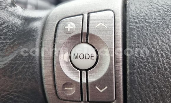 Acheter Occasion Voiture Toyota RAV4 Bleu à Beitbridge, Matabeleland South Acheter Occasion Voiture Toyota RAV4 Bleu à Beitbridge, Matabeleland South