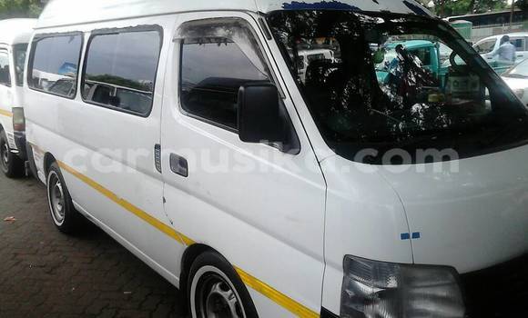 Buy Used Nissan Nv350 White Car in Ruwa in Mashonaland East Buy Used Nissan Nv350 White Car in Ruwa in Mashonaland East
