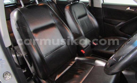 Buy Used Volkswagen Tiguan White Car in Beitbridge in Matabeleland South Buy Used Volkswagen Tiguan White Car in Beitbridge in Matabeleland South