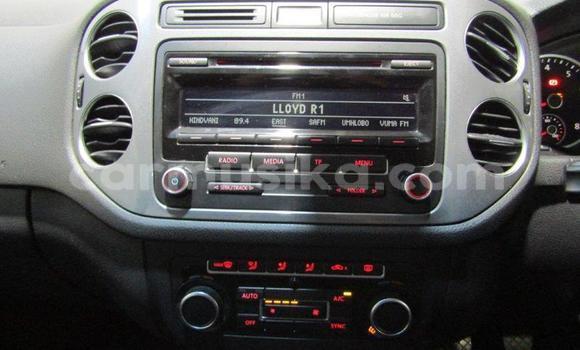 Buy Used Volkswagen Tiguan White Car in Beitbridge in Matabeleland South Buy Used Volkswagen Tiguan White Car in Beitbridge in Matabeleland South