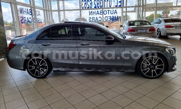 Tenga Tsaru Mercedes‒Benz C–Class Zvimwe Mota in Beitbridge in Matabeleland South Tenga Tsaru Mercedes‒Benz C–Class Zvimwe Mota in Beitbridge in Matabeleland South