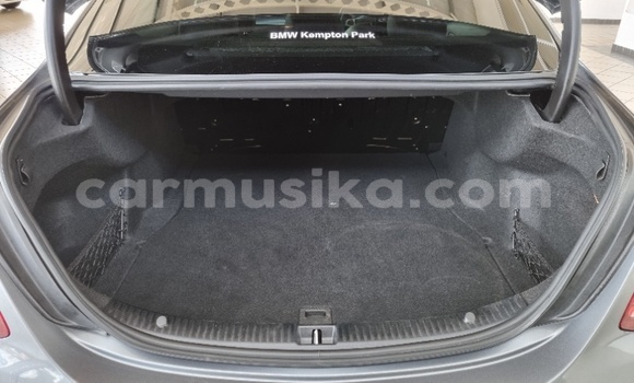 Tenga Tsaru Mercedes‒Benz C–Class Zvimwe Mota in Beitbridge in Matabeleland South Tenga Tsaru Mercedes‒Benz C–Class Zvimwe Mota in Beitbridge in Matabeleland South