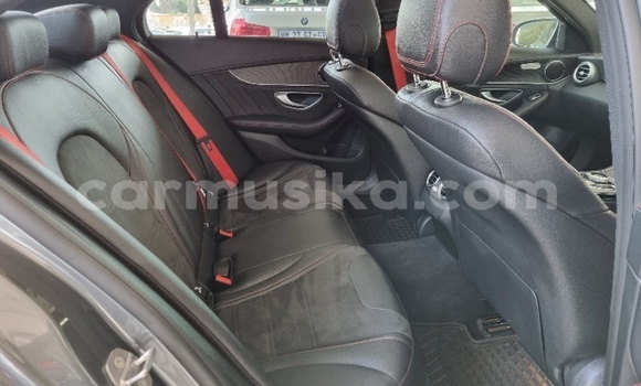 Tenga Tsaru Mercedes‒Benz C–Class Zvimwe Mota in Beitbridge in Matabeleland South Tenga Tsaru Mercedes‒Benz C–Class Zvimwe Mota in Beitbridge in Matabeleland South