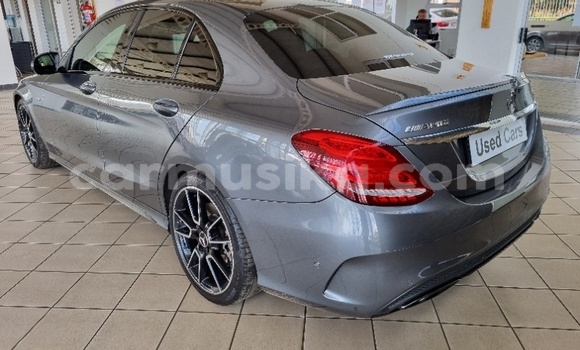 Tenga Tsaru Mercedes‒Benz C–Class Zvimwe Mota in Beitbridge in Matabeleland South Tenga Tsaru Mercedes‒Benz C–Class Zvimwe Mota in Beitbridge in Matabeleland South