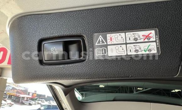 Tenga Tsaru Mercedes‒Benz ML–Class Sirivha Mota in Beitbridge in Matabeleland South Tenga Tsaru Mercedes‒Benz ML–Class Sirivha Mota in Beitbridge in Matabeleland South