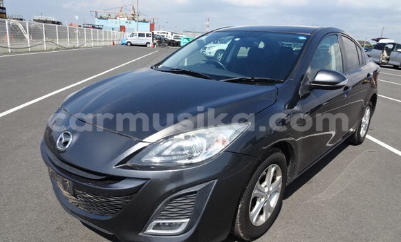 Tenga Tsaru Mazda Axela Beige Mota in Beitbridge in Matabeleland South