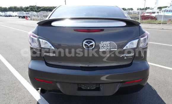 Buy Used Mazda Axela Beige Car in Beitbridge in Matabeleland South Buy Used Mazda Axela Beige Car in Beitbridge in Matabeleland South