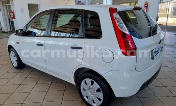 Acheter Occasion Voiture Ford Flex Blanc à Beitbridge, Matabeleland South Acheter Occasion Voiture Ford Flex Blanc à Beitbridge, Matabeleland South