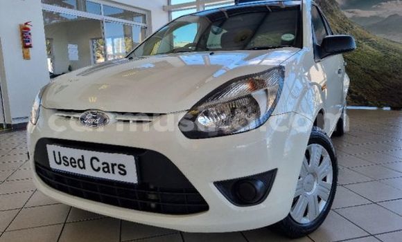 Acheter Occasion Voiture Ford Flex Blanc à Beitbridge, Matabeleland South Acheter Occasion Voiture Ford Flex Blanc à Beitbridge, Matabeleland South