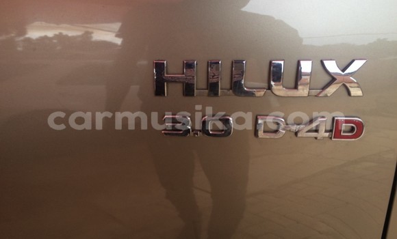 Acheter Occasion Voiture Toyota Hilux Beige à Beitbridge, Matabeleland South Acheter Occasion Voiture Toyota Hilux Beige à Beitbridge, Matabeleland South