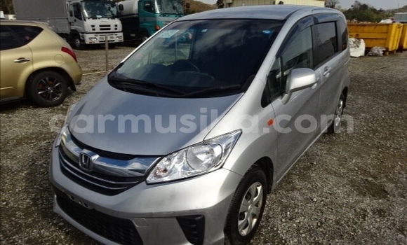 Buy Used Honda Freed Silver Car in Beitbridge in Matabeleland South