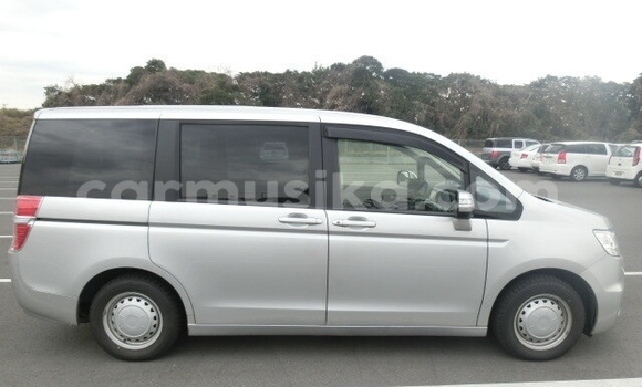 Acheter Occasion Voiture Honda Stepwgn Gris à Beitbridge, Matabeleland South Acheter Occasion Voiture Honda Stepwgn Gris à Beitbridge, Matabeleland South