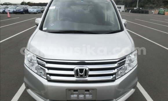 Acheter Occasion Voiture Honda Stepwgn Gris à Beitbridge, Matabeleland South Acheter Occasion Voiture Honda Stepwgn Gris à Beitbridge, Matabeleland South