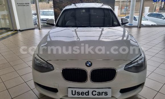 Acheter Occasion Voiture BMW 1-Series Blanc à Beitbridge, Matabeleland South Acheter Occasion Voiture BMW 1-Series Blanc à Beitbridge, Matabeleland South