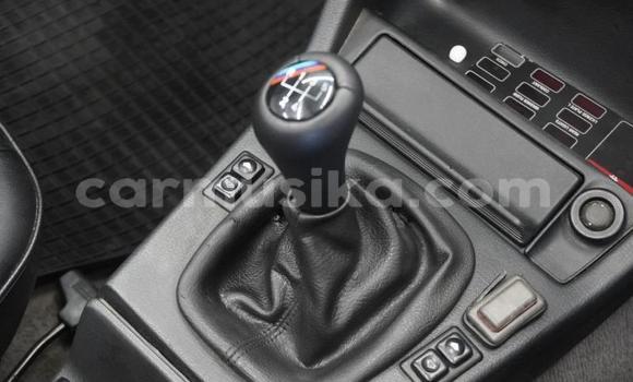 Acheter Occasion Voiture BMW 3–Series Noir à Beitbridge, Matabeleland South Acheter Occasion Voiture BMW 3–Series Noir à Beitbridge, Matabeleland South