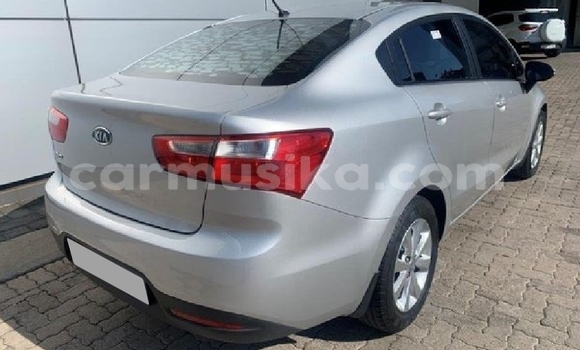 Acheter Occasion Voiture Kia Rio Gris à Beitbridge, Matabeleland South Acheter Occasion Voiture Kia Rio Gris à Beitbridge, Matabeleland South