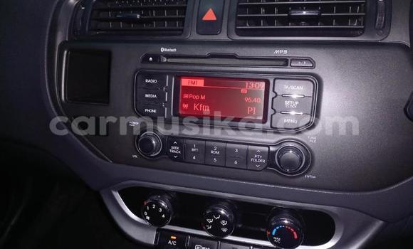 Acheter Occasion Voiture Kia Rio Gris à Beitbridge, Matabeleland South Acheter Occasion Voiture Kia Rio Gris à Beitbridge, Matabeleland South