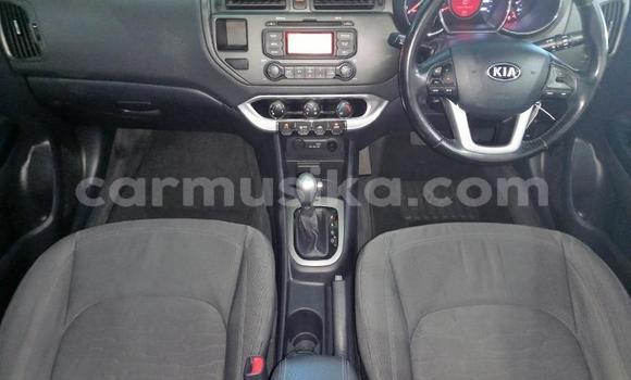 Acheter Occasion Voiture Kia Rio Gris à Beitbridge, Matabeleland South Acheter Occasion Voiture Kia Rio Gris à Beitbridge, Matabeleland South