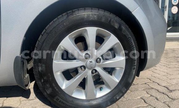 Acheter Occasion Voiture Kia Rio Gris à Beitbridge, Matabeleland South Acheter Occasion Voiture Kia Rio Gris à Beitbridge, Matabeleland South