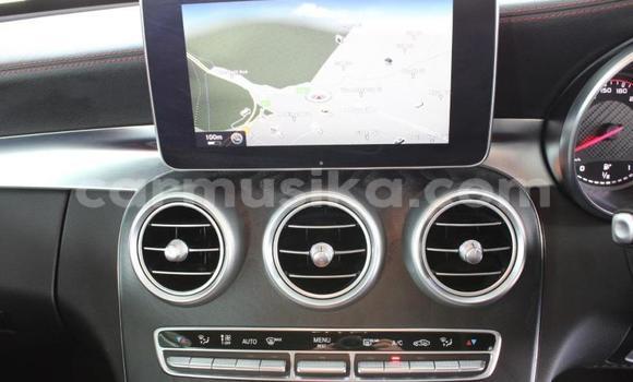 Acheter Occasion Voiture Mercedes‒Benz C–Class Blanc à Beitbridge, Matabeleland South Acheter Occasion Voiture Mercedes‒Benz C–Class Blanc à Beitbridge, Matabeleland South