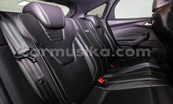 Acheter Occasion Voiture Ford Focus Bleu à Beitbridge, Matabeleland South Acheter Occasion Voiture Ford Focus Bleu à Beitbridge, Matabeleland South