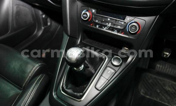 Acheter Occasion Voiture Ford Focus Bleu à Beitbridge, Matabeleland South Acheter Occasion Voiture Ford Focus Bleu à Beitbridge, Matabeleland South