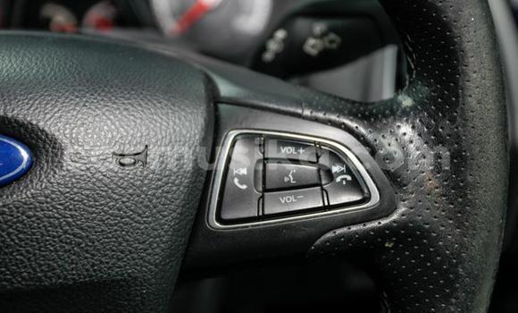 Acheter Occasion Voiture Ford Focus Bleu à Beitbridge, Matabeleland South Acheter Occasion Voiture Ford Focus Bleu à Beitbridge, Matabeleland South