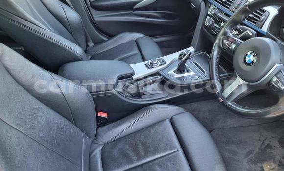 Acheter Occasion Voiture BMW 3–Series Blanc à Beitbridge, Matabeleland South Acheter Occasion Voiture BMW 3–Series Blanc à Beitbridge, Matabeleland South