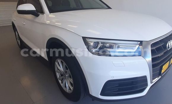 Buy Used Audi Q5 White Car in Beitbridge in Matabeleland South