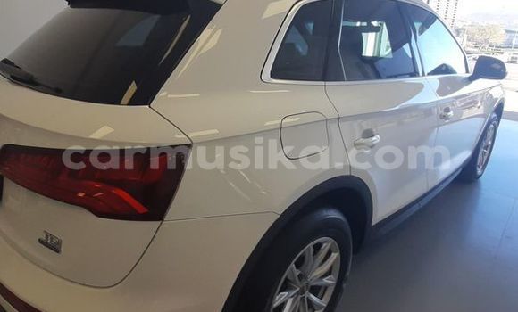 Acheter Occasion Voiture Audi Q5 Blanc à Beitbridge, Matabeleland South Acheter Occasion Voiture Audi Q5 Blanc à Beitbridge, Matabeleland South