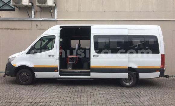 Acheter Occasion Voiture Mercedes‒Benz S-klasse Blanc à Beitbridge, Matabeleland South Acheter Occasion Voiture Mercedes‒Benz S-klasse Blanc à Beitbridge, Matabeleland South