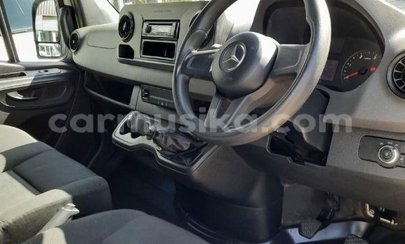 Acheter Occasion Voiture Mercedes‒Benz S-klasse Blanc à Beitbridge, Matabeleland South Acheter Occasion Voiture Mercedes‒Benz S-klasse Blanc à Beitbridge, Matabeleland South