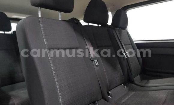 Acheter Occasion Voiture Mercedes‒Benz Vito Blanc à Beitbridge, Matabeleland South Acheter Occasion Voiture Mercedes‒Benz Vito Blanc à Beitbridge, Matabeleland South