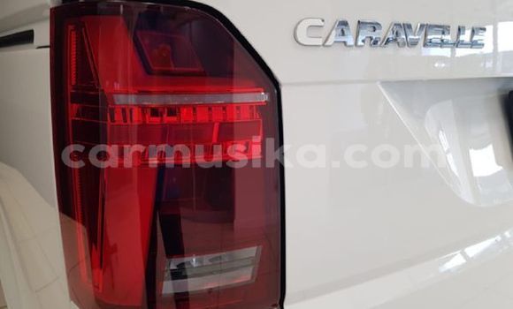 Acheter Occasion Voiture Volkswagen Caravelle Blanc à Beitbridge, Matabeleland South Acheter Occasion Voiture Volkswagen Caravelle Blanc à Beitbridge, Matabeleland South