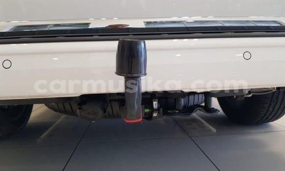 Acheter Occasion Voiture Volkswagen Caravelle Blanc à Beitbridge, Matabeleland South Acheter Occasion Voiture Volkswagen Caravelle Blanc à Beitbridge, Matabeleland South