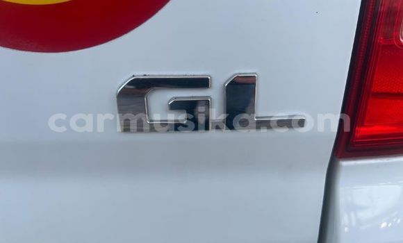 Acheter Occasion Voiture Toyota T100 Blanc à Beitbridge, Matabeleland South Acheter Occasion Voiture Toyota T100 Blanc à Beitbridge, Matabeleland South