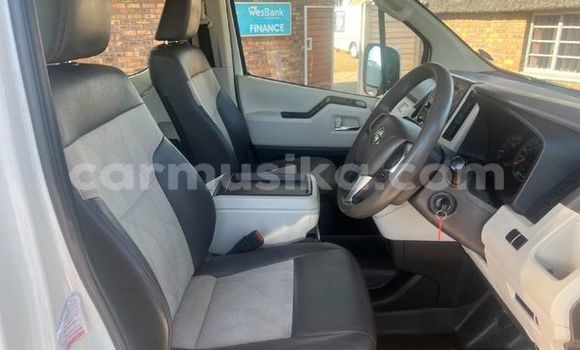 Acheter Occasion Voiture Toyota T100 Blanc à Beitbridge, Matabeleland South Acheter Occasion Voiture Toyota T100 Blanc à Beitbridge, Matabeleland South