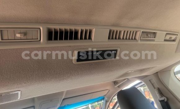 Acheter Occasion Voiture Toyota T100 Blanc à Beitbridge, Matabeleland South Acheter Occasion Voiture Toyota T100 Blanc à Beitbridge, Matabeleland South