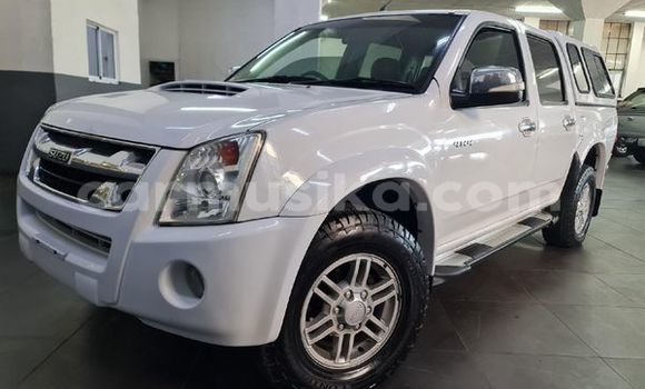 Acheter Occasion Voiture Isuzu KB Blanc à Beitbridge, Matabeleland South Acheter Occasion Voiture Isuzu KB Blanc à Beitbridge, Matabeleland South