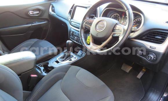 Acheter Occasion Voiture Jeep Cherokee Gris à Beitbridge, Matabeleland South Acheter Occasion Voiture Jeep Cherokee Gris à Beitbridge, Matabeleland South