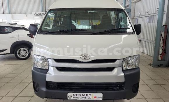 Acheter Occasion Voiture Toyota Aqua Blanc à Beitbridge, Matabeleland South Acheter Occasion Voiture Toyota Aqua Blanc à Beitbridge, Matabeleland South