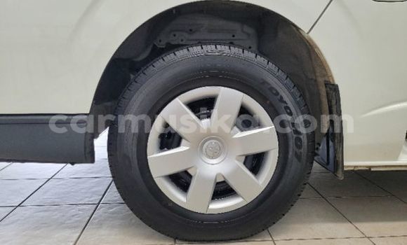 Acheter Occasion Voiture Toyota Aqua Blanc à Beitbridge, Matabeleland South Acheter Occasion Voiture Toyota Aqua Blanc à Beitbridge, Matabeleland South