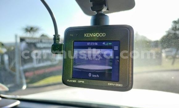 Acheter Occasion Voiture Toyota Hilux Blanc à Beitbridge, Matabeleland South Acheter Occasion Voiture Toyota Hilux Blanc à Beitbridge, Matabeleland South