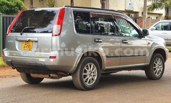 Nunua Ilio tumika Nissan X–Trail Fedha Gari ndani ya Harare nchini Harare Nunua Ilio tumika Nissan X–Trail Fedha Gari ndani ya Harare nchini Harare