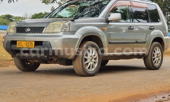 Nunua Ilio tumika Nissan X–Trail Fedha Gari ndani ya Harare nchini Harare Nunua Ilio tumika Nissan X–Trail Fedha Gari ndani ya Harare nchini Harare