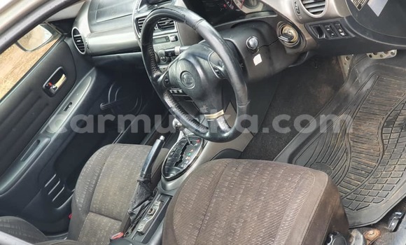 Nunua Ilio tumika Toyota Altezza Fedha Gari ndani ya Harare nchini Harare Nunua Ilio tumika Toyota Altezza Fedha Gari ndani ya Harare nchini Harare
