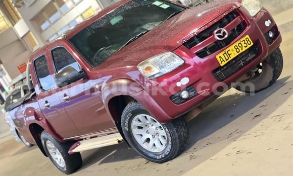 Tenga Tsaru Mazda BT-50 Tsvuku Mota in Harare in Harare
