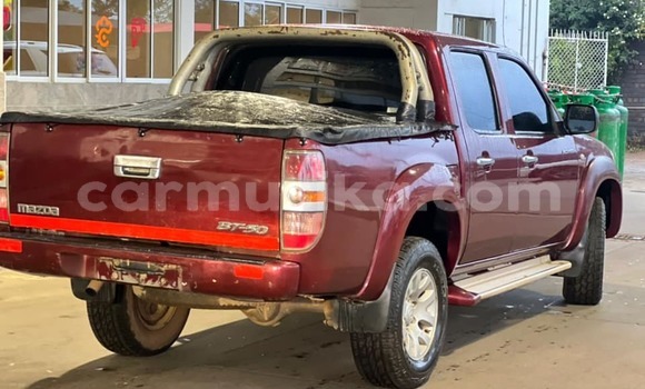 Nunua Ilio tumika Mazda BT-50 Nyekundu Gari ndani ya Harare nchini Harare Nunua Ilio tumika Mazda BT-50 Nyekundu Gari ndani ya Harare nchini Harare