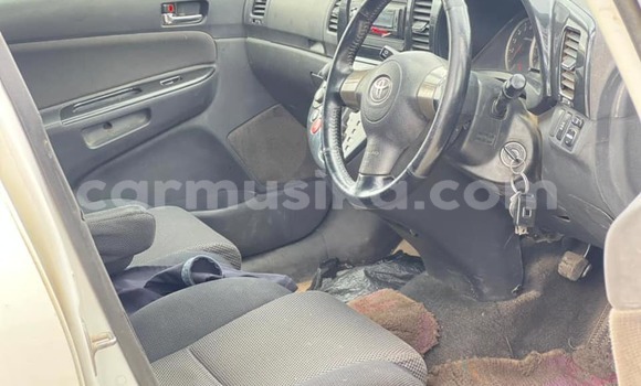 Nunua Ilio tumika Toyota Wish Nyeupe Gari ndani ya Harare nchini Harare Nunua Ilio tumika Toyota Wish Nyeupe Gari ndani ya Harare nchini Harare